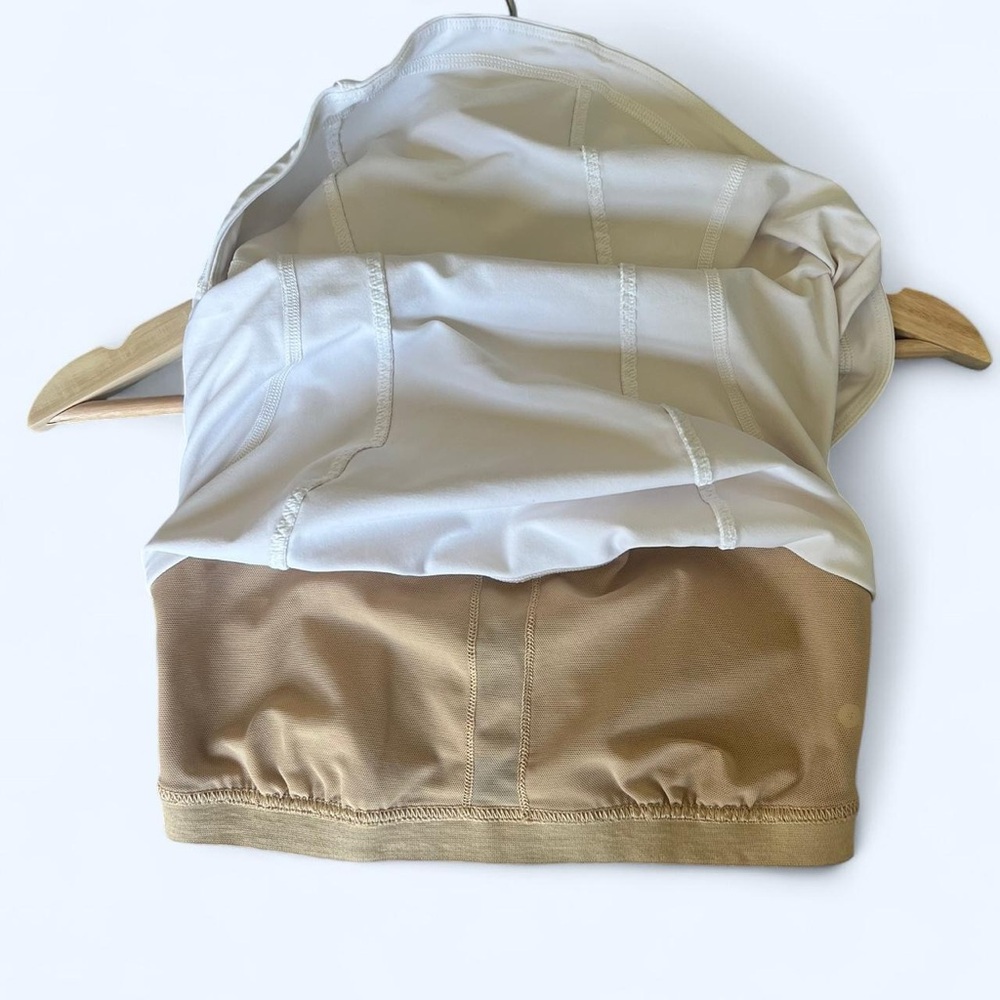 Lululemon White Power Y Tank with Built-In Bra Classic Racerback Size 4 - Picture 5 of 5